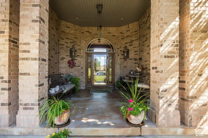 11469 Tara Woods Ln, South Jordan, Utah 84095