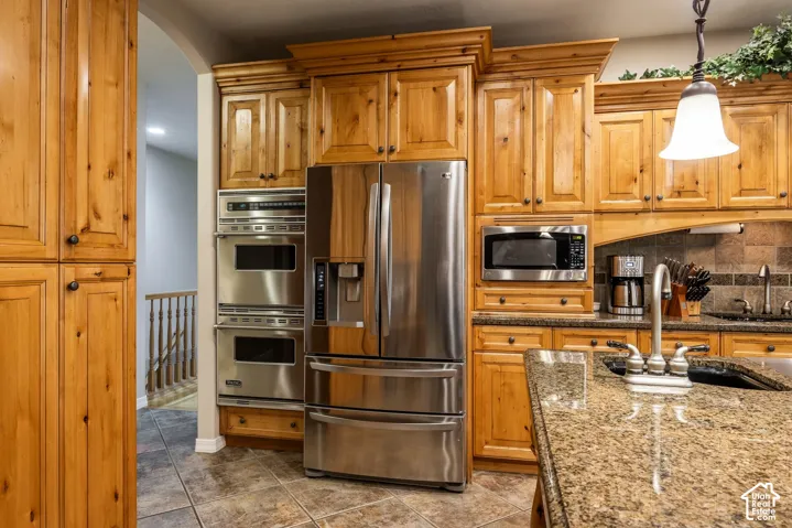 11469 Tara Woods Ln, South Jordan, Utah 84095