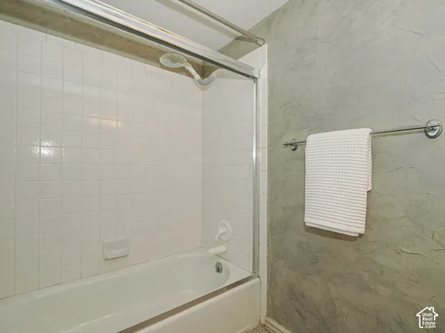 7637 S Quail Springs Cir, Midvale, Utah 84047