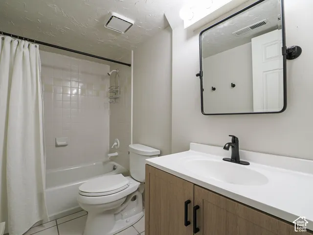 7637 S Quail Springs Cir, Midvale, Utah 84047