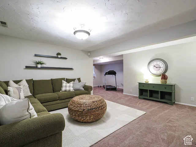 7637 S Quail Springs Cir, Midvale, Utah 84047