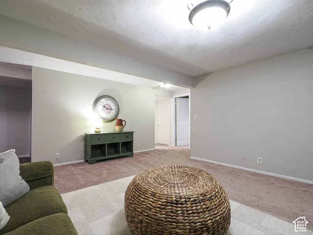 7637 S Quail Springs Cir, Midvale, Utah 84047