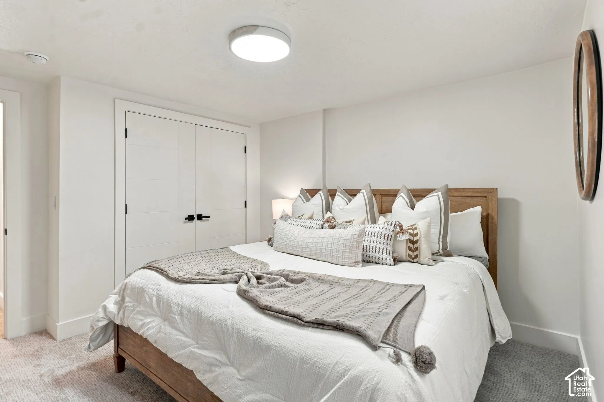 White walls and a neutral color palette