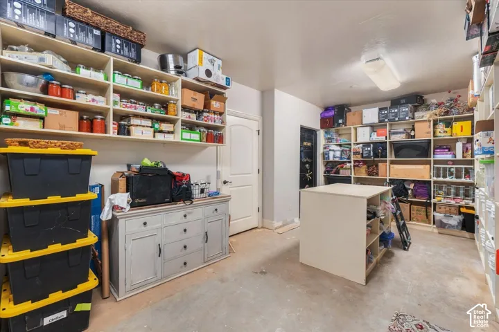 266 Meadow Dr, Springville, Utah 84663
