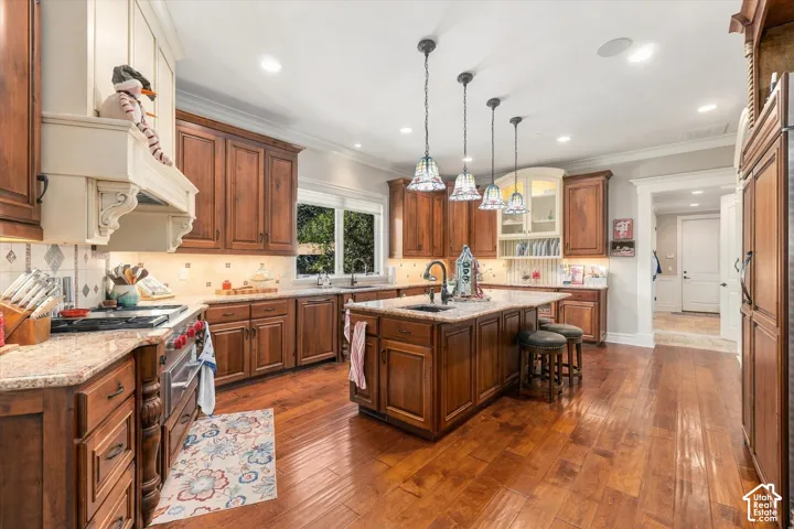 266 Meadow Dr, Springville, Utah 84663