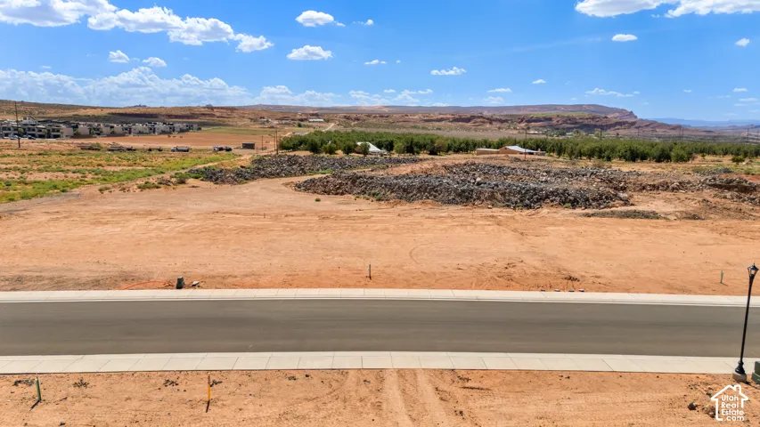 5393 W 2040 S, Hurricane, Utah 84737