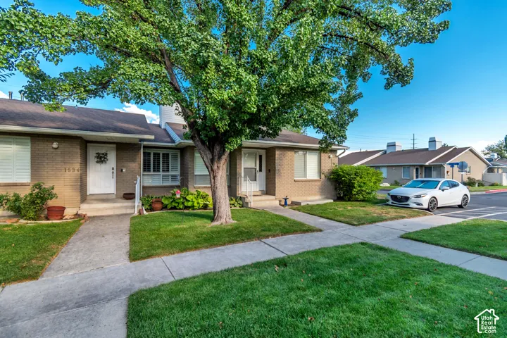 1532 W Cornerstone Dr, South Jordan, Utah 84095