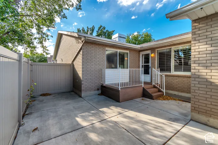 1532 W Cornerstone Dr, South Jordan, Utah 84095