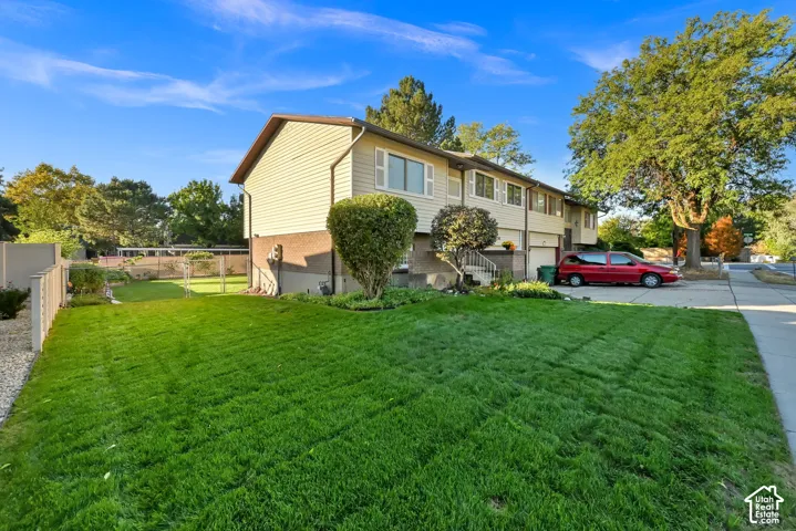 756 E Rainforest Dr, Murray, Utah 84107