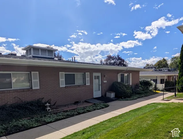 2203 E Carriage Ln #55, Holladay, Utah 84117