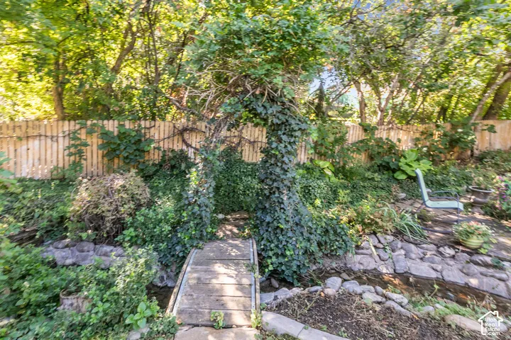 8149 S 2425 E, South Weber, Utah 84405