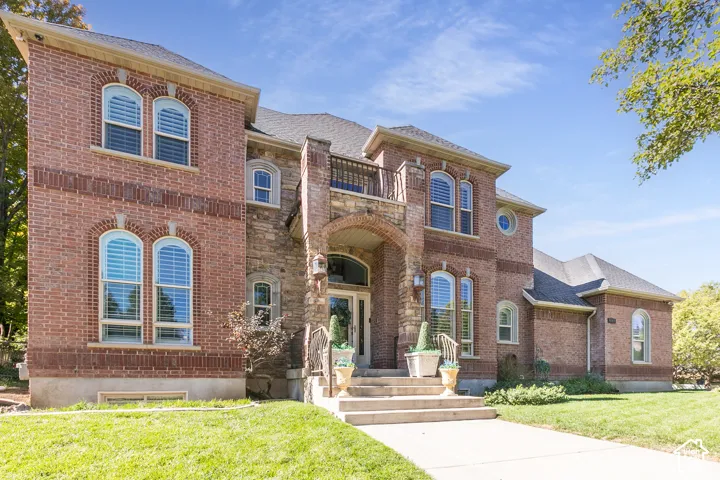 8149 S 2425 E, South Weber, Utah 84405