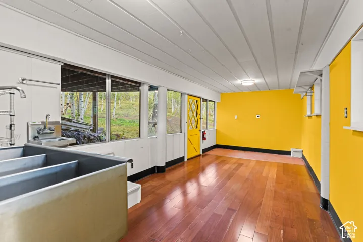 Hardwood-style flooring throughout