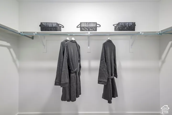 Owner's Suite Closet