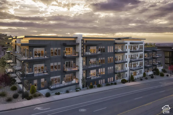 7367 S Canyon Center Pkwy #402, Cottonwood Heights, Utah 84121