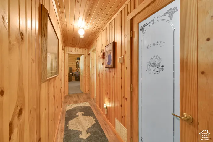 Access to the custom pantry