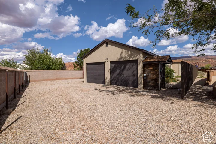 Accessory Dwelling Unit's 2-Car Garage