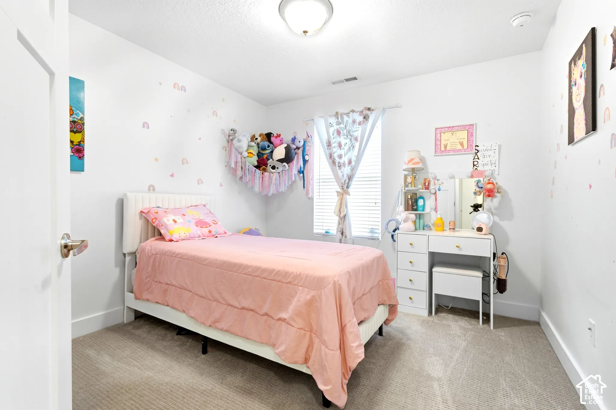 Wall-to-wall carpeting with a neutral finish