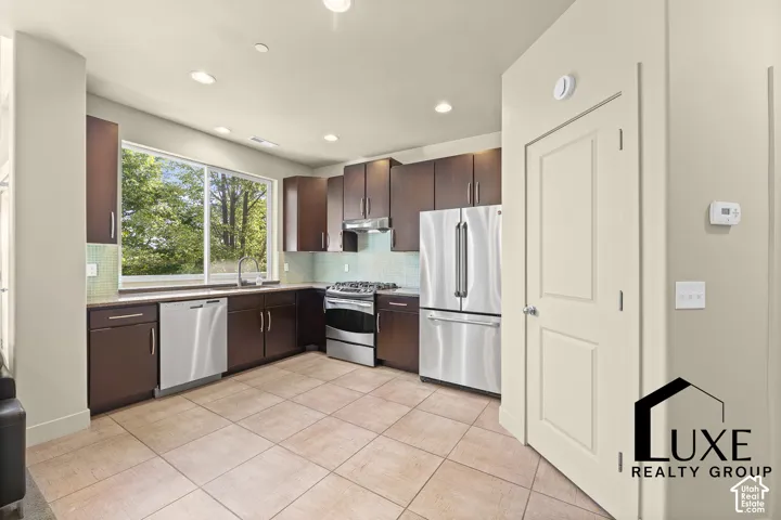 10398 S Clarks Hill Dr #109, South Jordan, Utah 84009