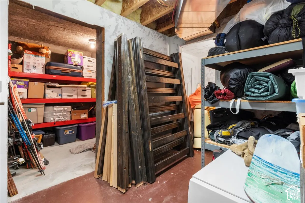 Storage room with a very nice cold storage area as well.