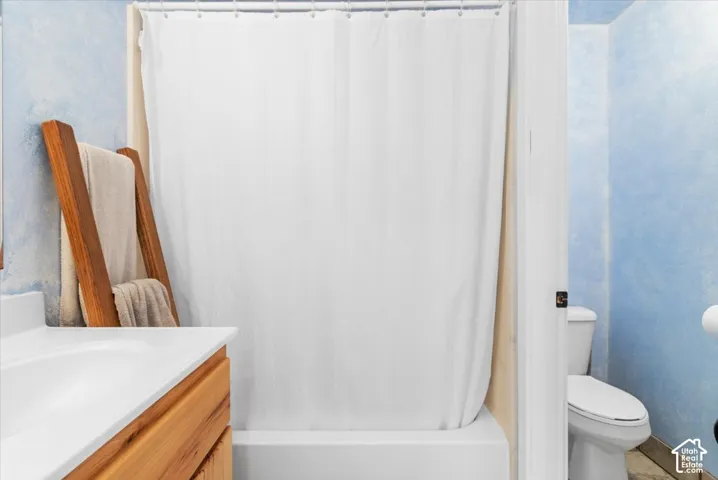 Full bathroom