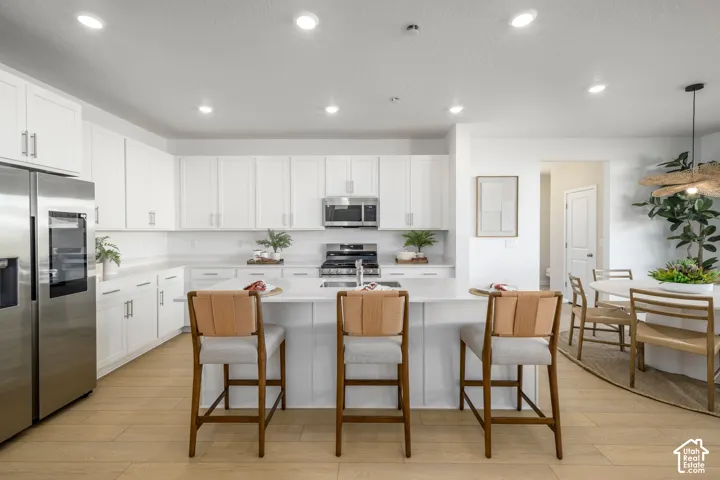 1533 W Prairie Blue Dr, Saratoga Springs, Utah 84005
