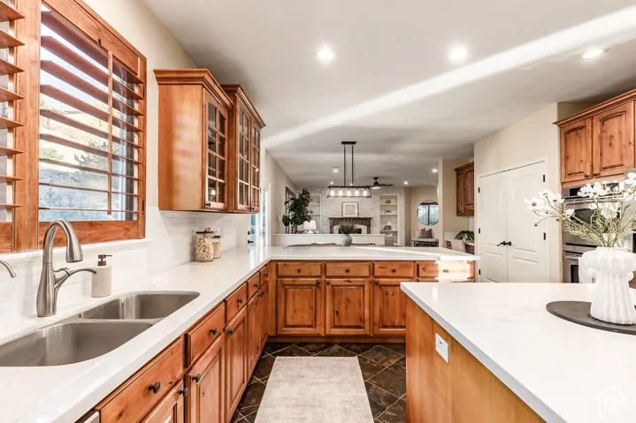 2142 W Whisper Wood Dr, Lehi, Utah 84043