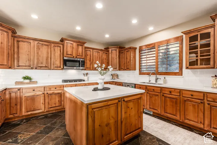 2142 W Whisper Wood Dr, Lehi, Utah 84043