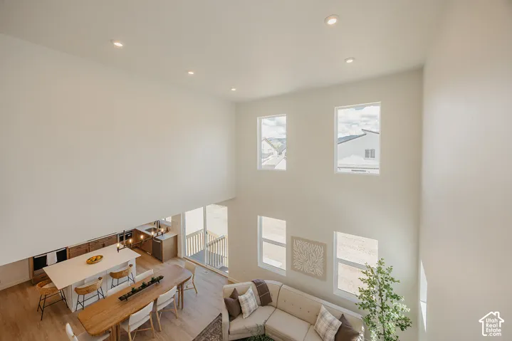 Soaring ceilings with recessed lighting