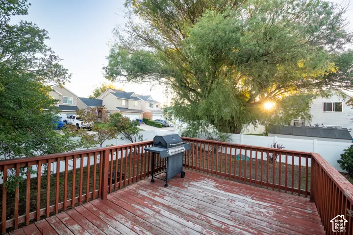 9170 S River Ridge Dr, West Jordan, Utah 84088
