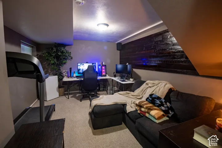 9170 S River Ridge Dr, West Jordan, Utah 84088