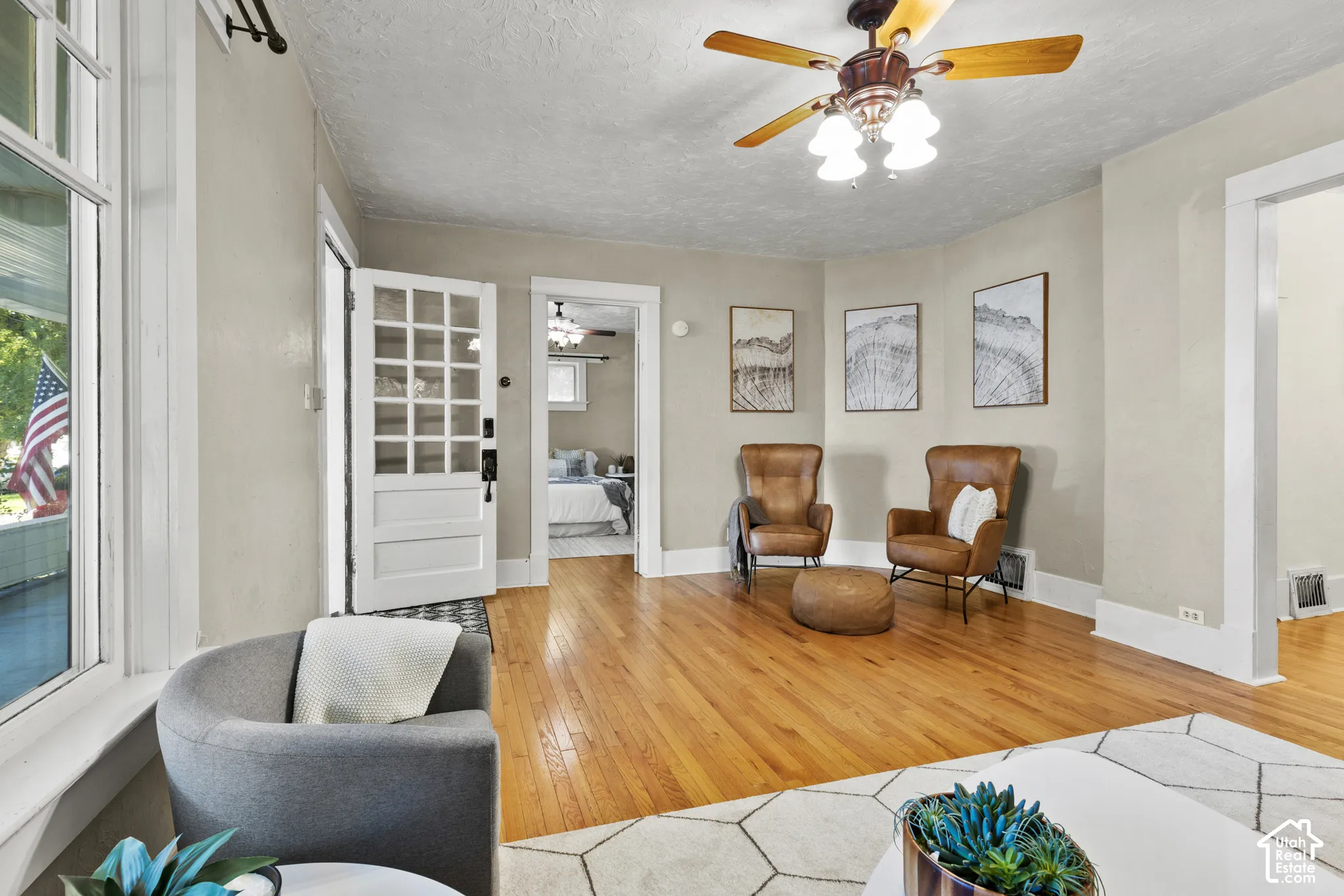 Living room & additional sitting area