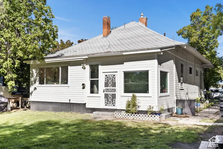 142 W 400 N, Logan, Utah 84321