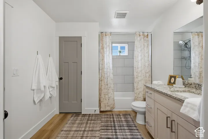 Master bath with large supply closet. Tub Shower combo.