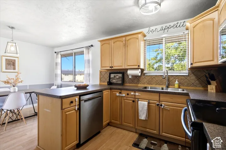 2816 W 1750 N, Clinton, Utah 84015
