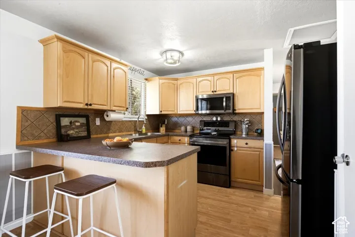 2816 W 1750 N, Clinton, Utah 84015