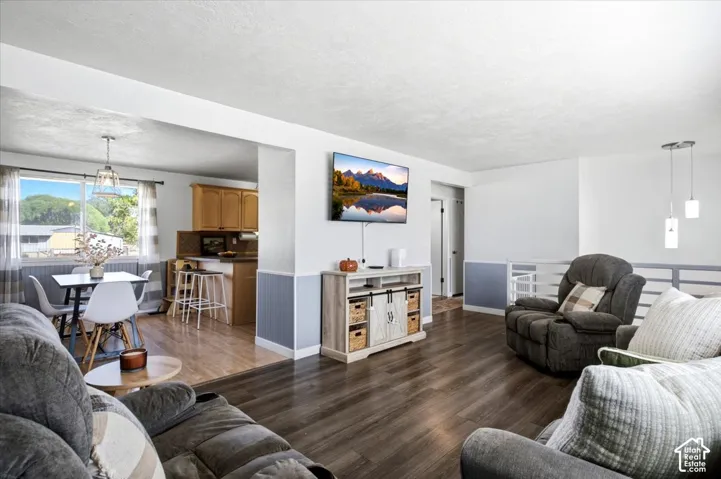 2816 W 1750 N, Clinton, Utah 84015