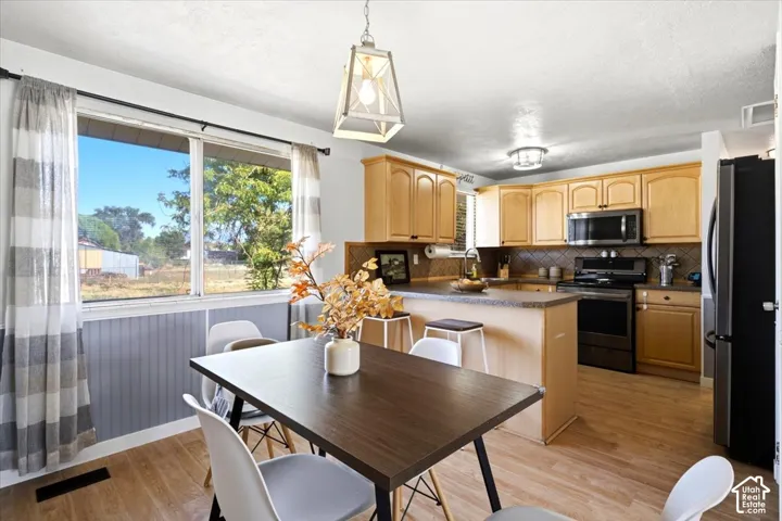 2816 W 1750 N, Clinton, Utah 84015