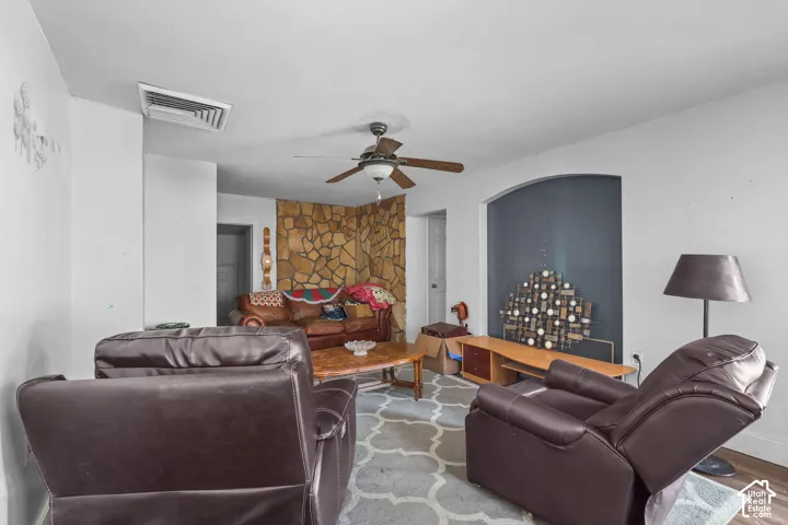 1731 Valley View Dr, Layton, Utah 84040