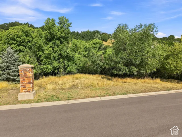 2141 E Oak Ln, Layton, Utah 84040