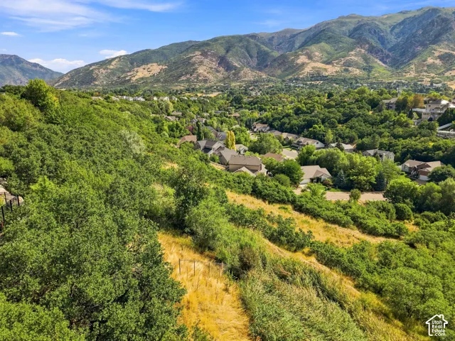 2141 E Oak Ln, Layton, Utah 84040