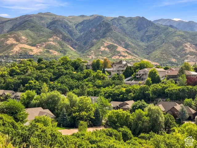 2141 E Oak Ln, Layton, Utah 84040