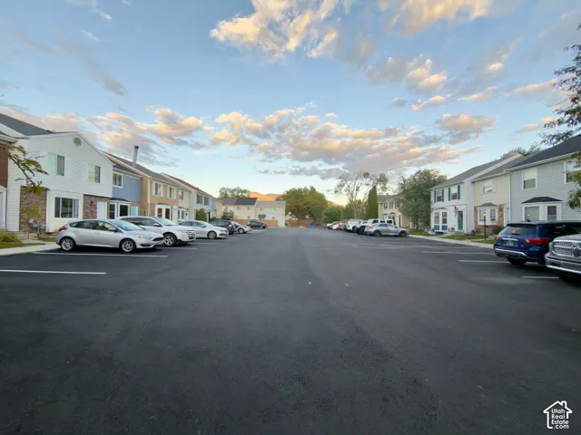 Boardwalk community street view, open and spacious