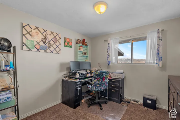 2098 N Droubay Rd, Tooele, Utah 84074