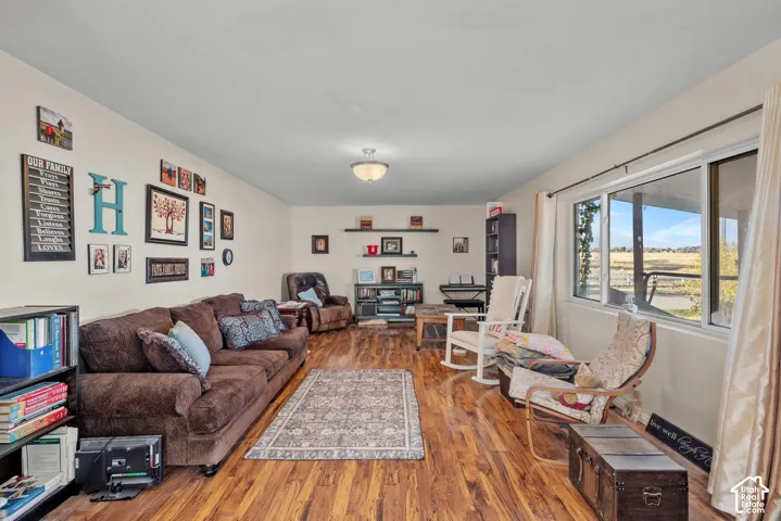2098 N Droubay Rd, Tooele, Utah 84074
