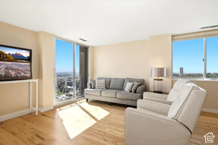 777 E South Temple #13b, Salt Lake City, Utah 84102