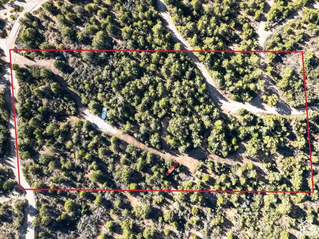 Property boundary lines are shown as approximate