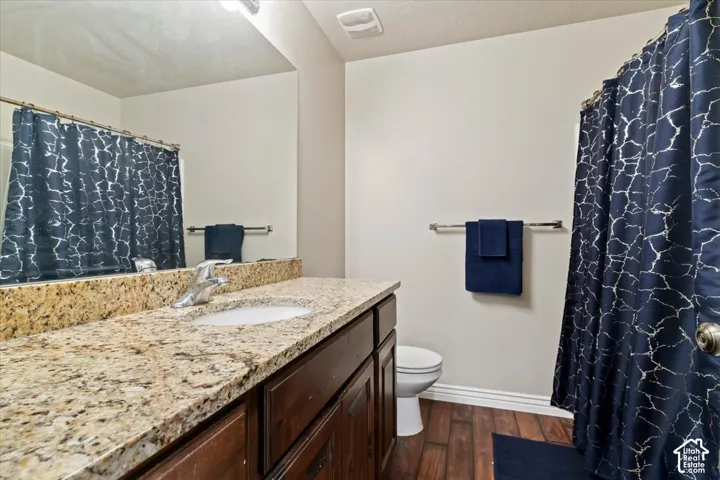 1809 E Whitetail Dr, Layton, Utah 84040