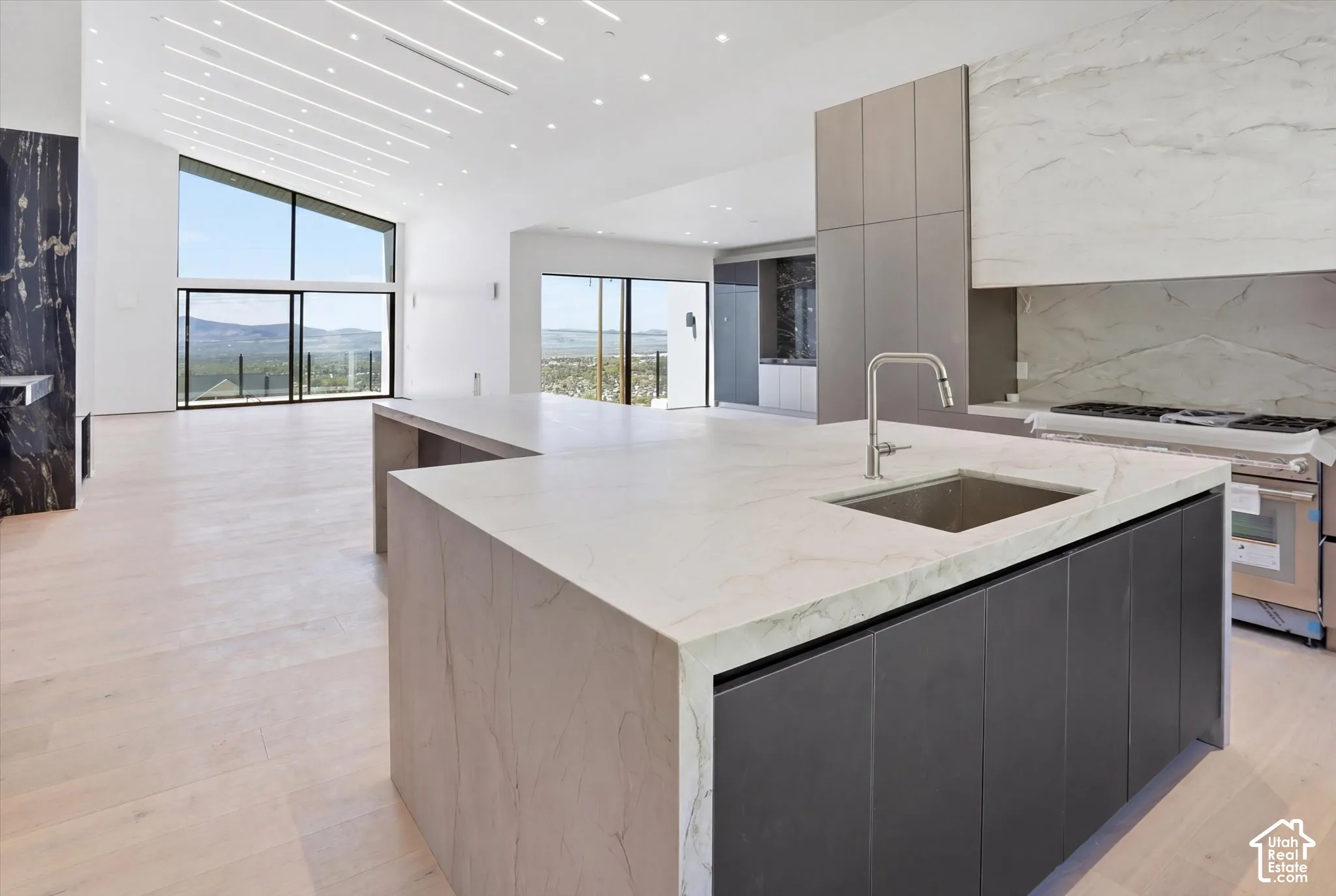Waterfall Brazilian quartzite counters