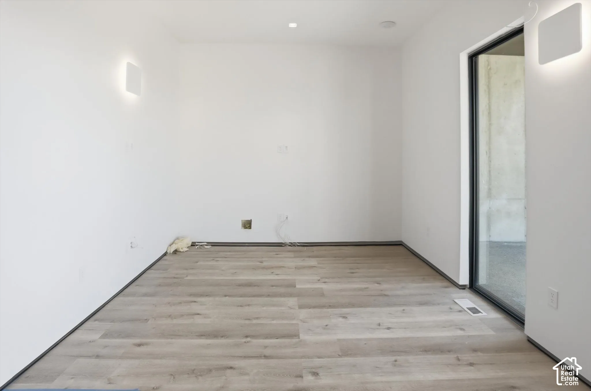 Downstairs 1 bedroom studio apartment sleeping area